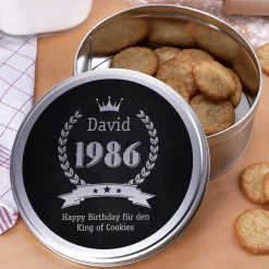 Metalldose zum Geburtstag mit Name, Jahreszahl und Glückwunschtext