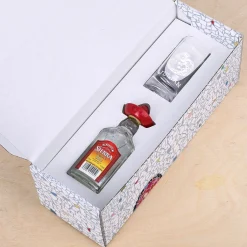 Mexikanisches Tequila Geschenk-Set mit graviertem Tequilaglas und Tequilaflasche