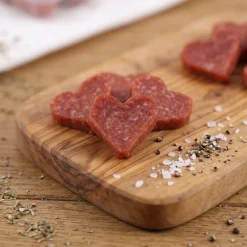 Männerpralinen zum Vatertag personalisiert | Salami Herzen mit Wunschtext als Geschenk zum Männertag