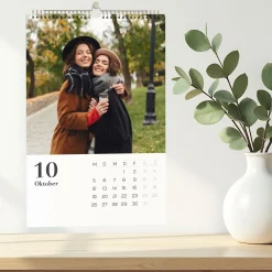 Moderner Foto-Wandkalender 2026 mit Wunschtext in verschiedenen Formaten