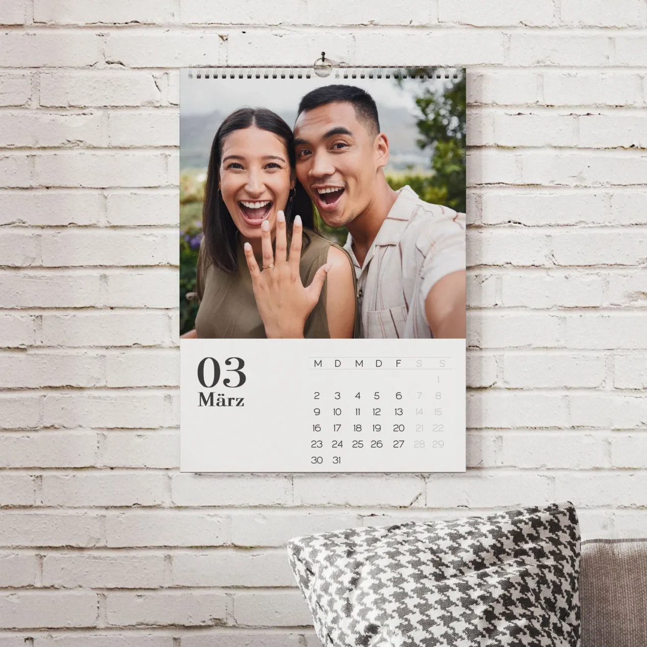 Moderner Foto-Wandkalender 2026 mit Wunschtext in verschiedenen Formaten