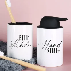 Modernes Badset mit Zahnputzbecher und Seifenspender