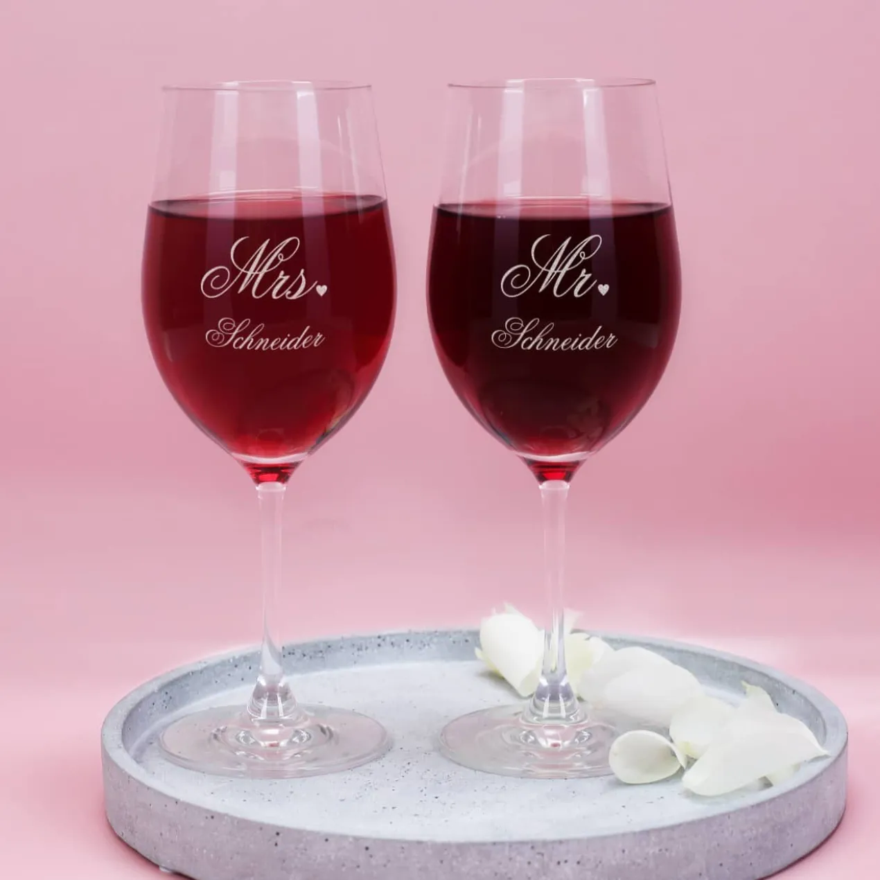 Mr. und Mrs. Weingläser im Set zur Hochzeit