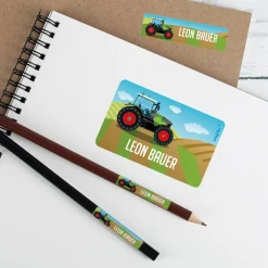Namensaufkleber in 3 Größen mit Traktor