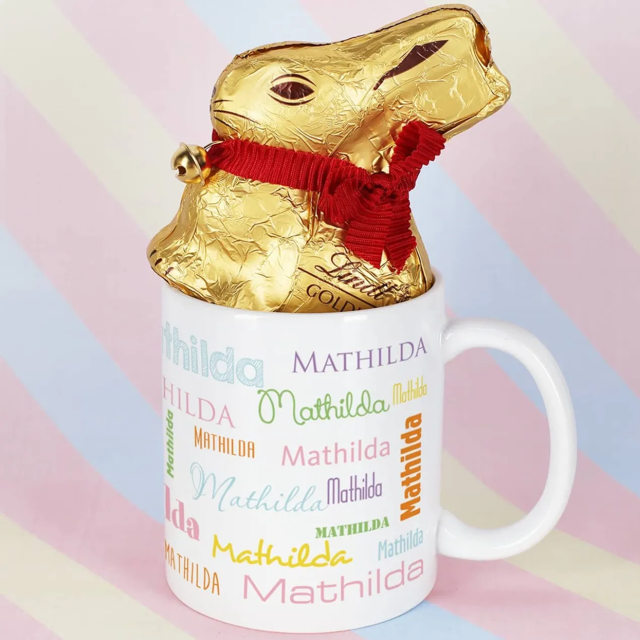 Namenstasse in bunten Frühlingsfarben mit verschiedenen Füllungen