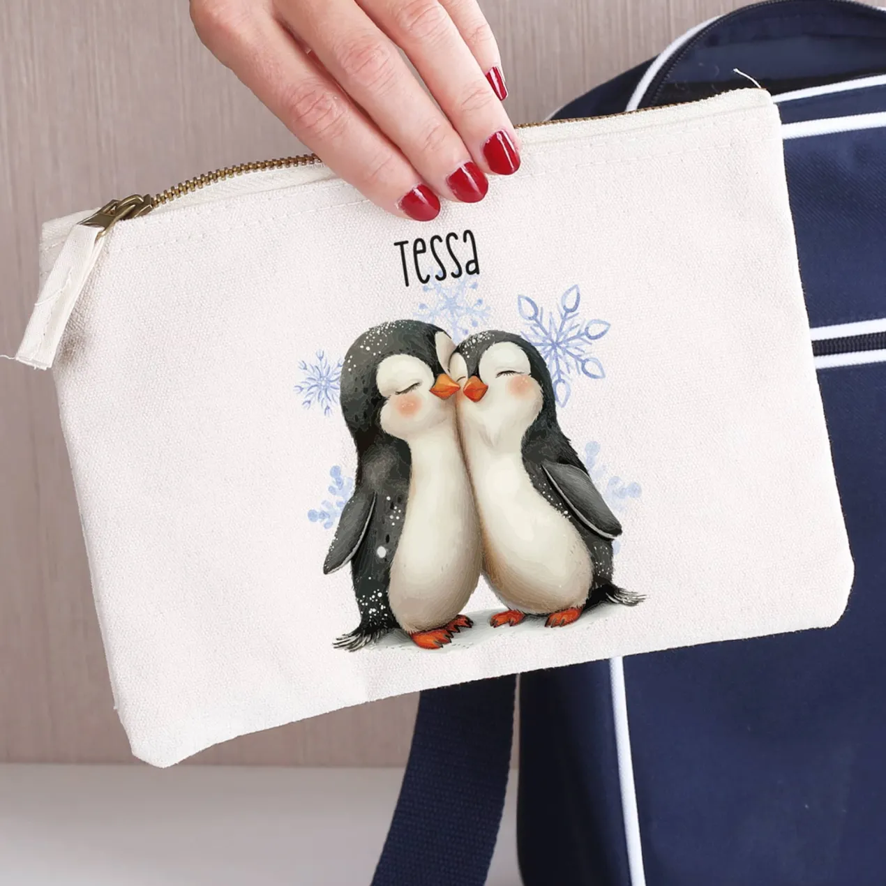 Niedliche Beautycase mit Pinguinmotiv