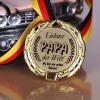 Orden am Bande: Liebster Papa der Welt!