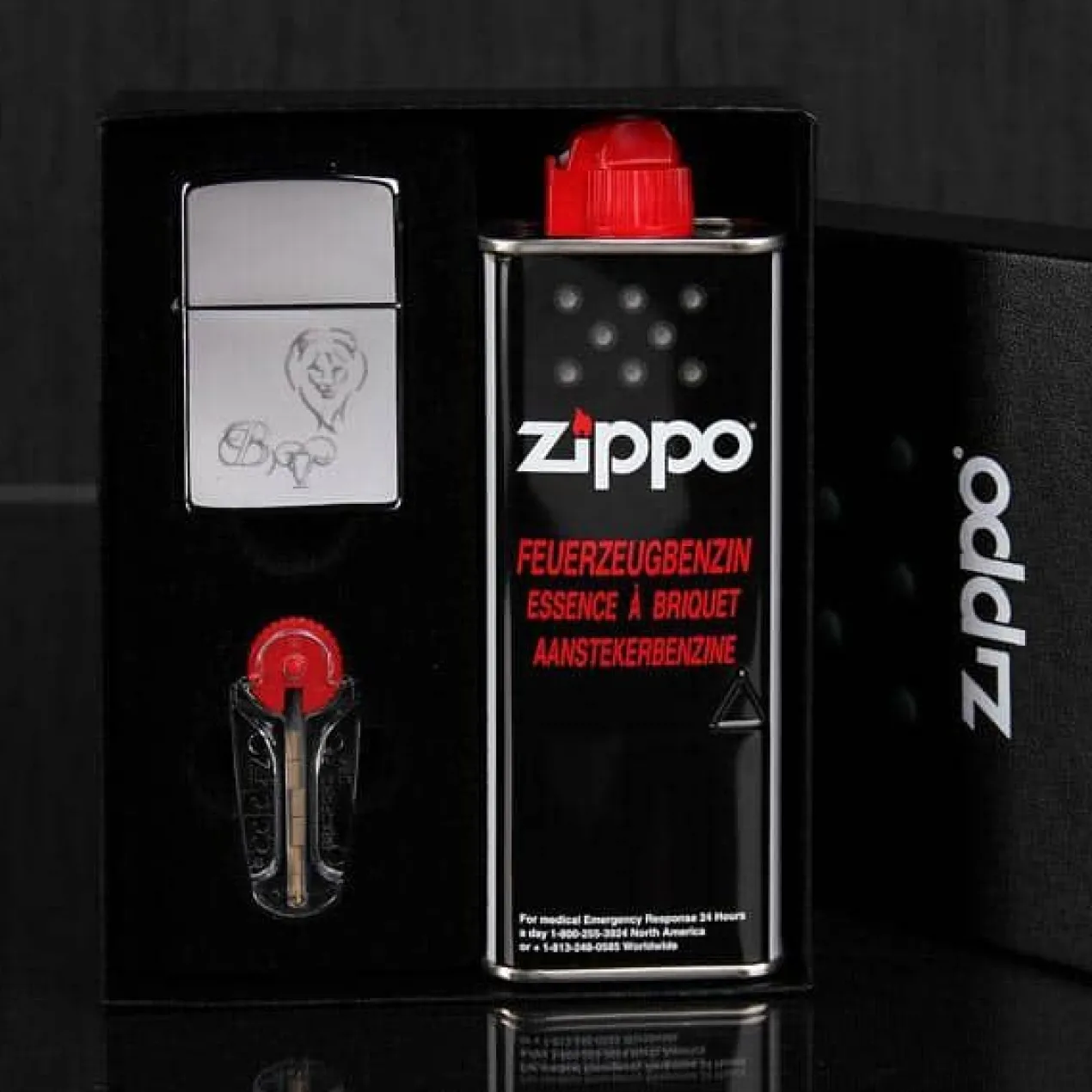 Original Zippo Feuerzeug mit Monogramm und Sternzeichen