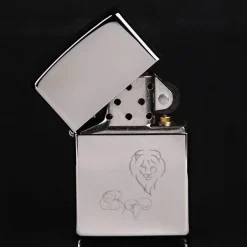 Original Zippo Feuerzeug mit Monogramm und Sternzeichen