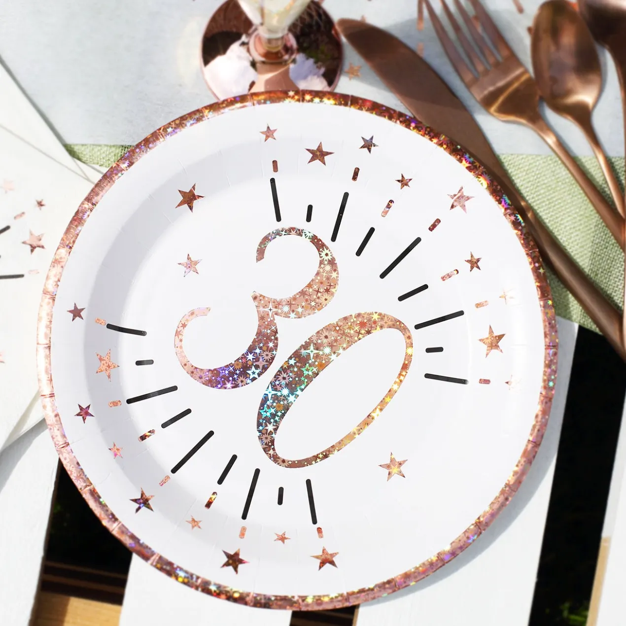 10 Pappteller mit roséfarbenen Glitzereffekten