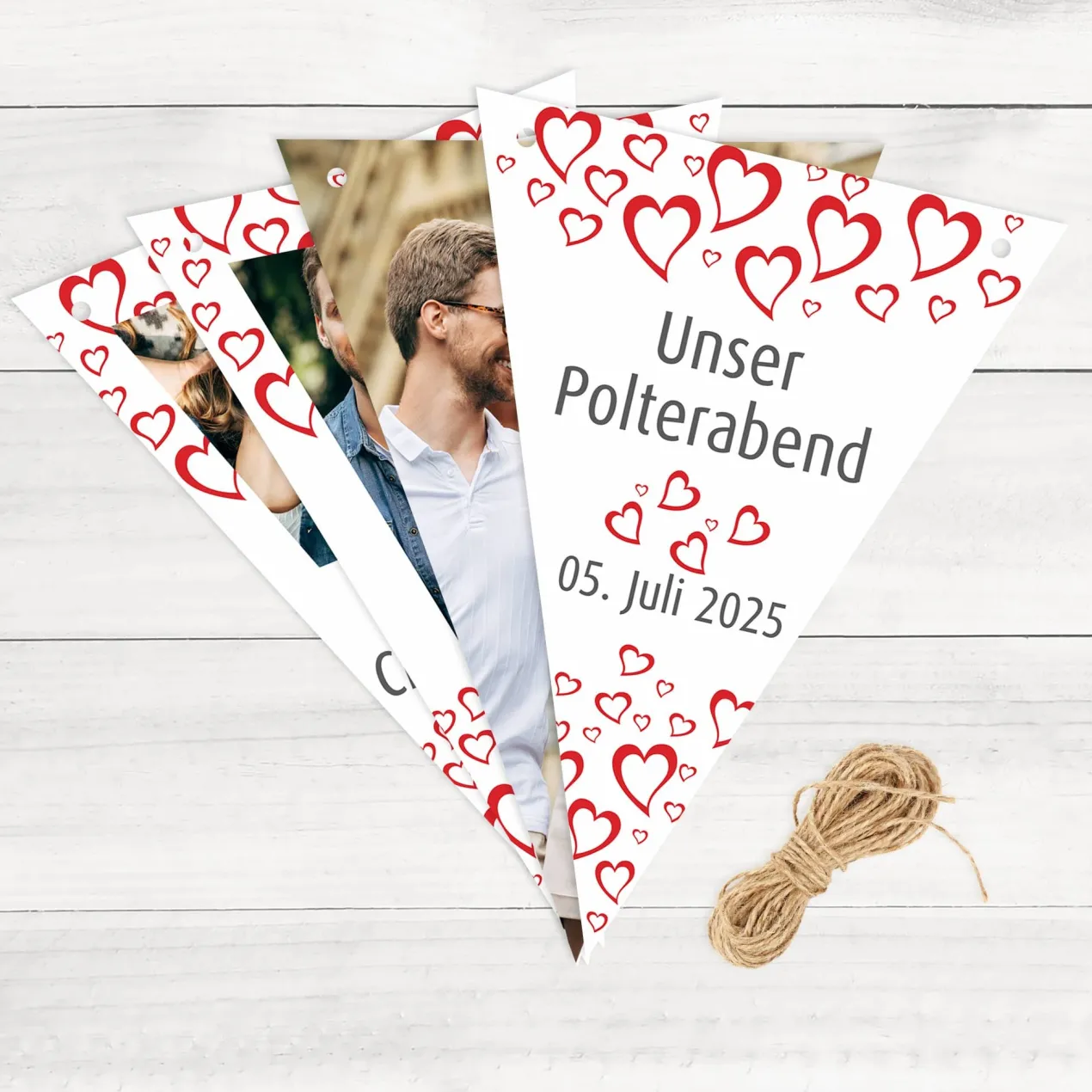 Persönliche Herzchen Girlande mit Namen und Datum zum Polterabend oder zur Hochzeit