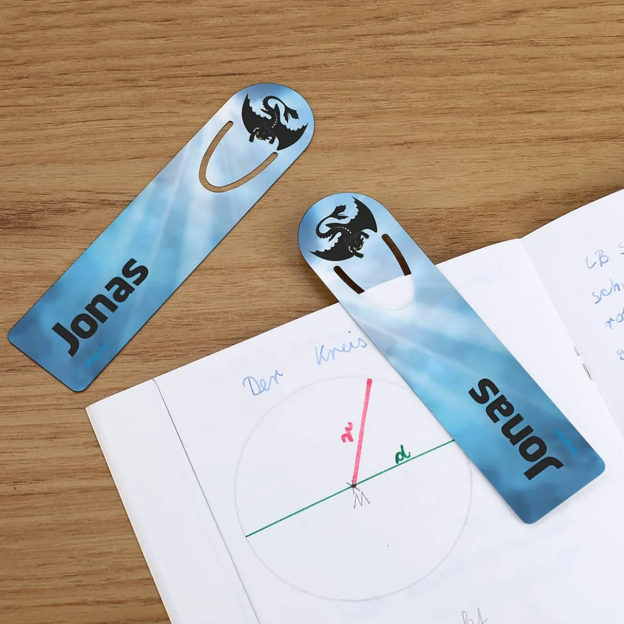 2 persönliche Lesezeichen für Kinder mit Drachen-Motiv