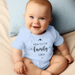Persönlicher Babybody -New to the Crew- hellblau - Geschenk zur Geburt