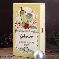 Persönliches Weihnachtsgeschenk für Weinliebhaber mit Weihnachtskranz, Name und Wunschtext