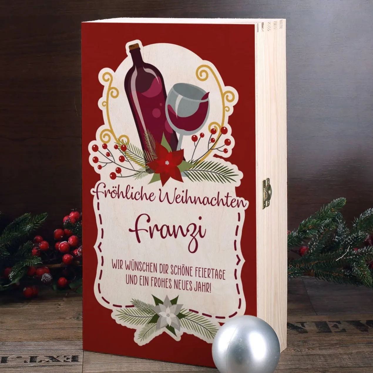 Persönliches Weihnachtsgeschenk für Weinliebhaber mit Weihnachtskranz, Name und Wunschtext