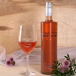 Persönliches Wein-Set zum 70. Geburtstag mit graviertem Glas und Flasche
