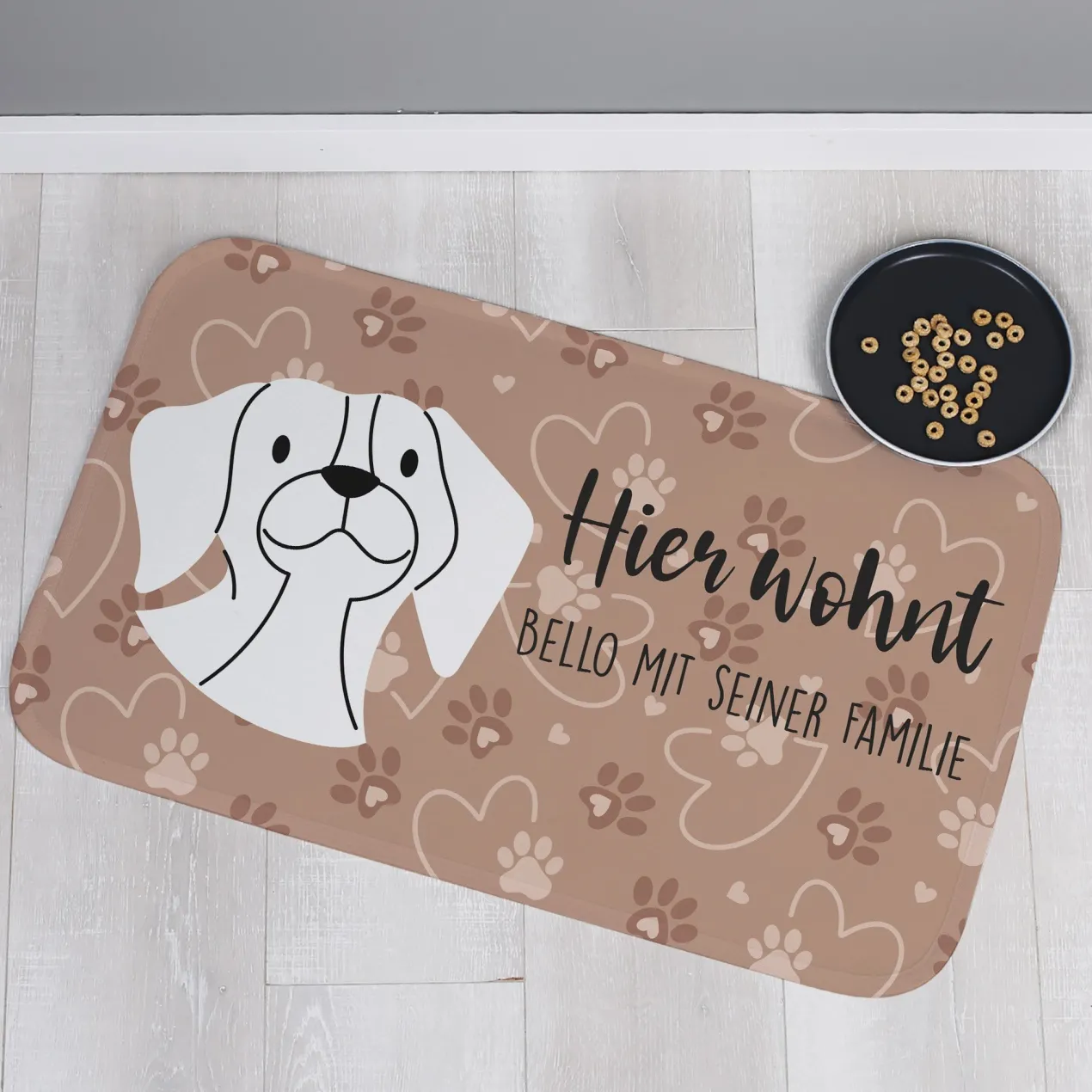Personalisierbare Hundematte als Napfunterlage mit Wunschtext | rutschfest