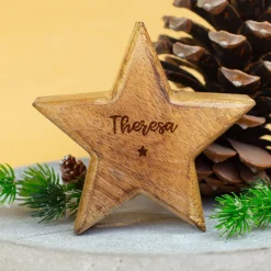 Personalisierbarer Stern aus Holz mit Gravur als Geschenk | Holzstern Dekoration