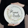 Personalisierbares Glasbrettchen „Mama, Danke!“ mit Wiesenblumen & Spruchkreis