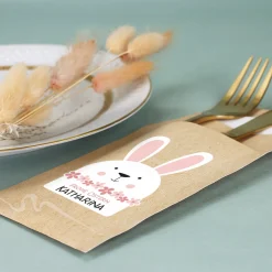 Personalisierte Bestecktasche zu Ostern mit Hasen-Motiv und Wunschtext inkl. Serviette | Tischdeko