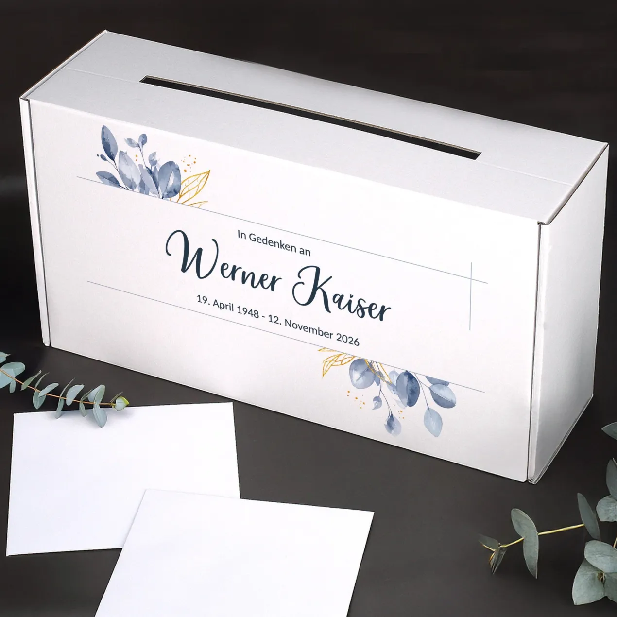 Personalisierte Briefbox für Trauerfeiern | Kondolenzbox mit Blattmotiv
