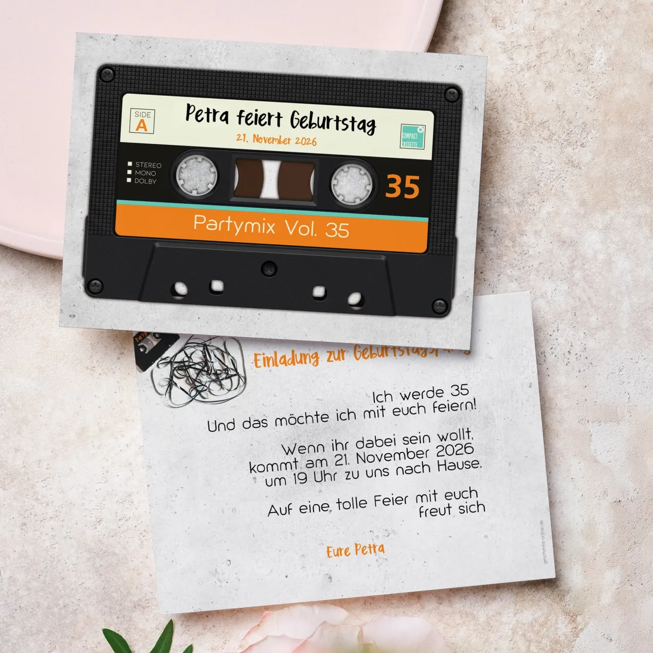 Personalisierte Einladungskarte zum Geburtstag mit Retro Kassette | Partyeinladung mit Wunschtext