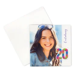 Personalisierte Einladungskarte zum 20. Geburtstag mit Foto & Konfetti-Zahl | Klappkarte mit Umschlag