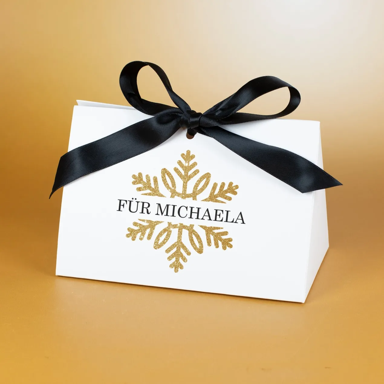 Personalisierte Geschenktasche mit goldener Schneeflocke | Edle Verpackung für Weihnachtsgeschenke