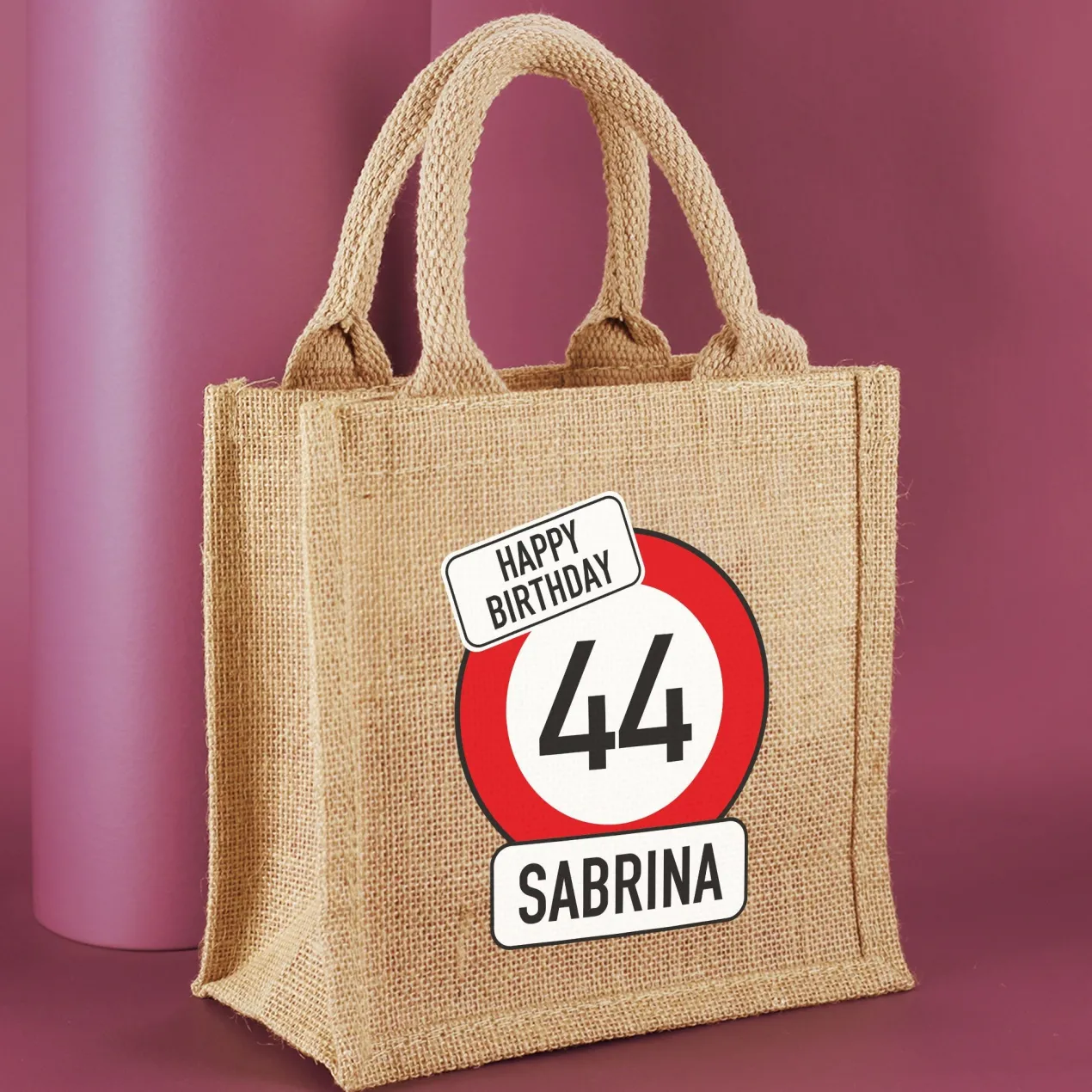 Personalisierte Jute-Geschenktasche mit Verkehrszeichen-Motiv zum Geburtstag