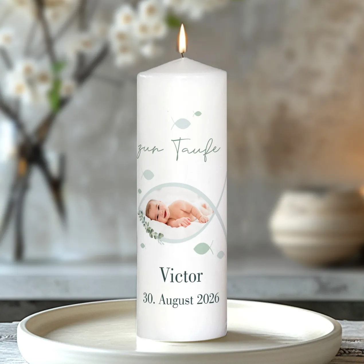 Personalisierte Kerze zur Konfirmation, Kommunion & Taufe mit Foto | Ichthys Motiv