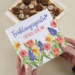 Personalisierte Lindt Pralinenbox 'Frühlingsgrüße' mit Wunschtext | 100 g Mini Pralinés als Geschenk