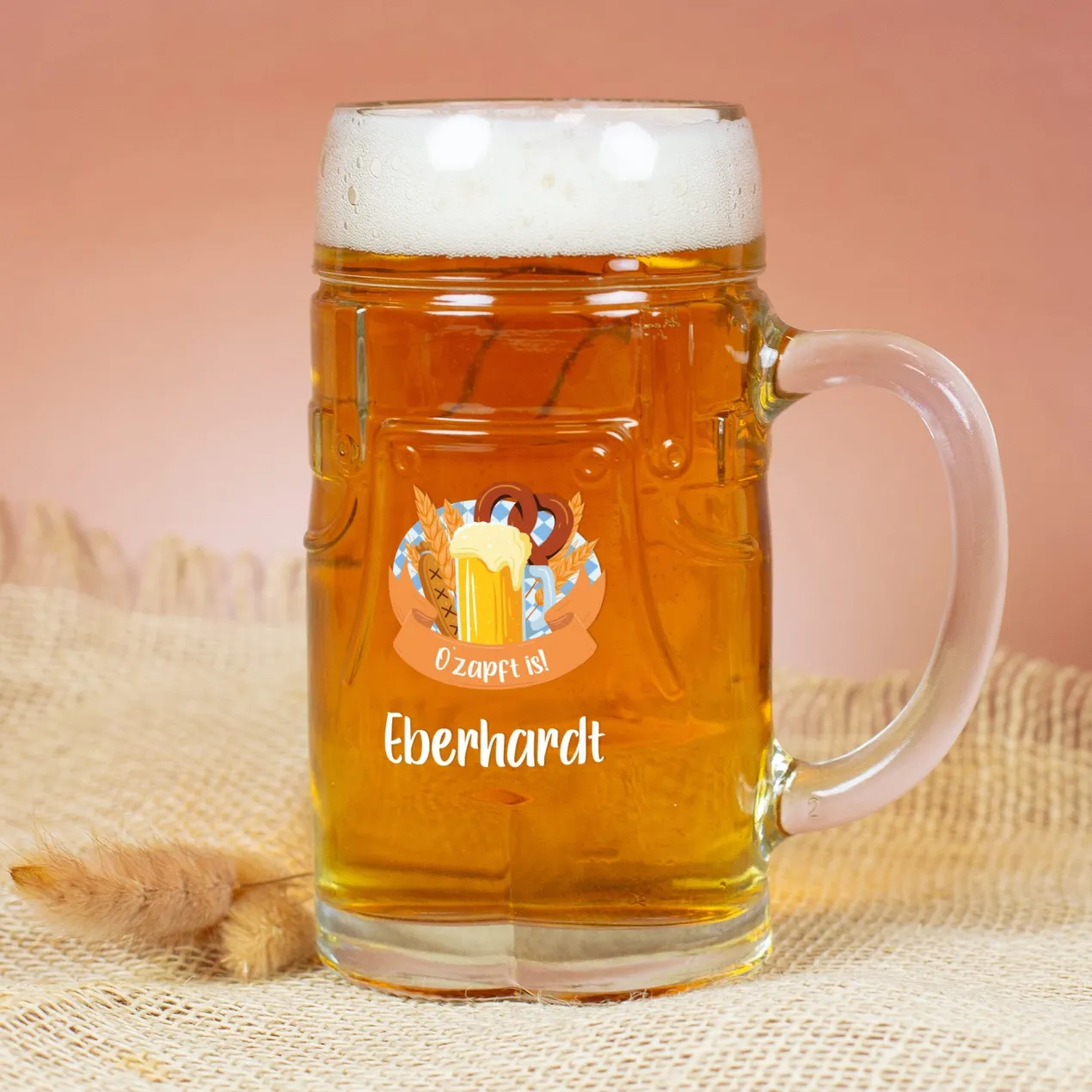 Personalisierter Bierkrug im Lederhosen Design mit bayerischem Festmotiv | Bierglas mit Name 0,5l