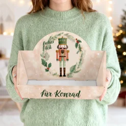 Personalisierter Geschenkkorb mit Nussknacker Motiv | Weihnachtskorb mit Wunschtext in 2 Größen