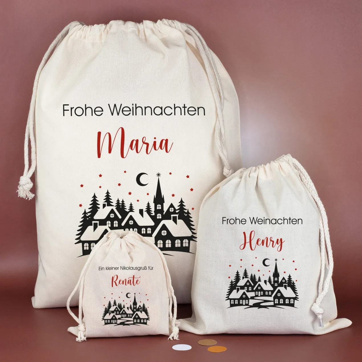 Personalisierter Geschenksack zu Weihnachten mit Wunschtext | Baumwollbeutel mit Winterdorf-Motiv