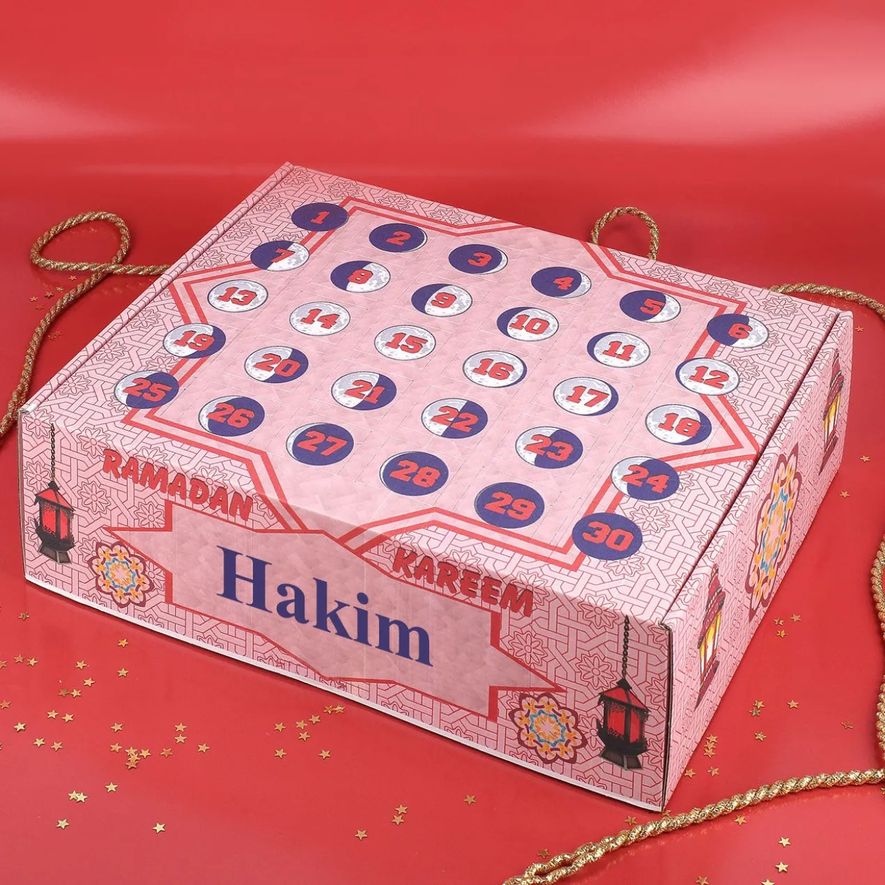Personalisierter Kalender zum Ramadan bedruckt mit Laternen, Blumenornamenten und Mondphasen