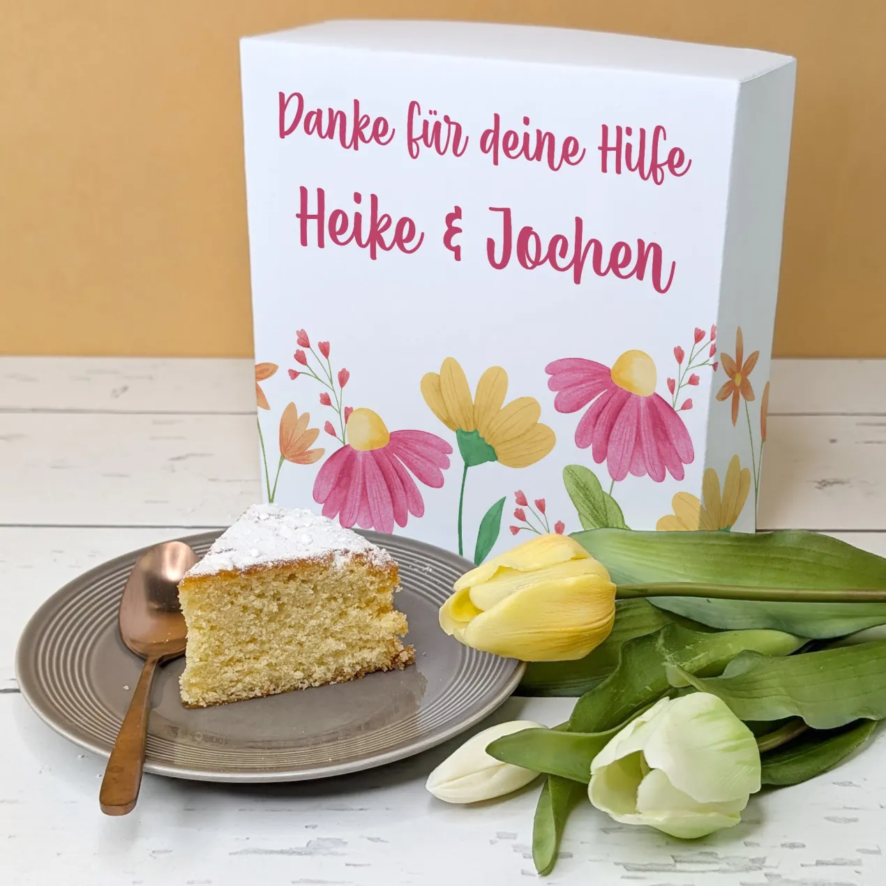 Personalisierter Kuchen mit Wunschtext & Blumenmotiv | Geschenk für Geburtstag, Ostern & Muttertag