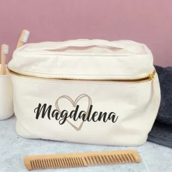 Personalisierter Kulturbeutel mit Name & Herz | Kosmetiktasche aus Baumwolle als Geschenk