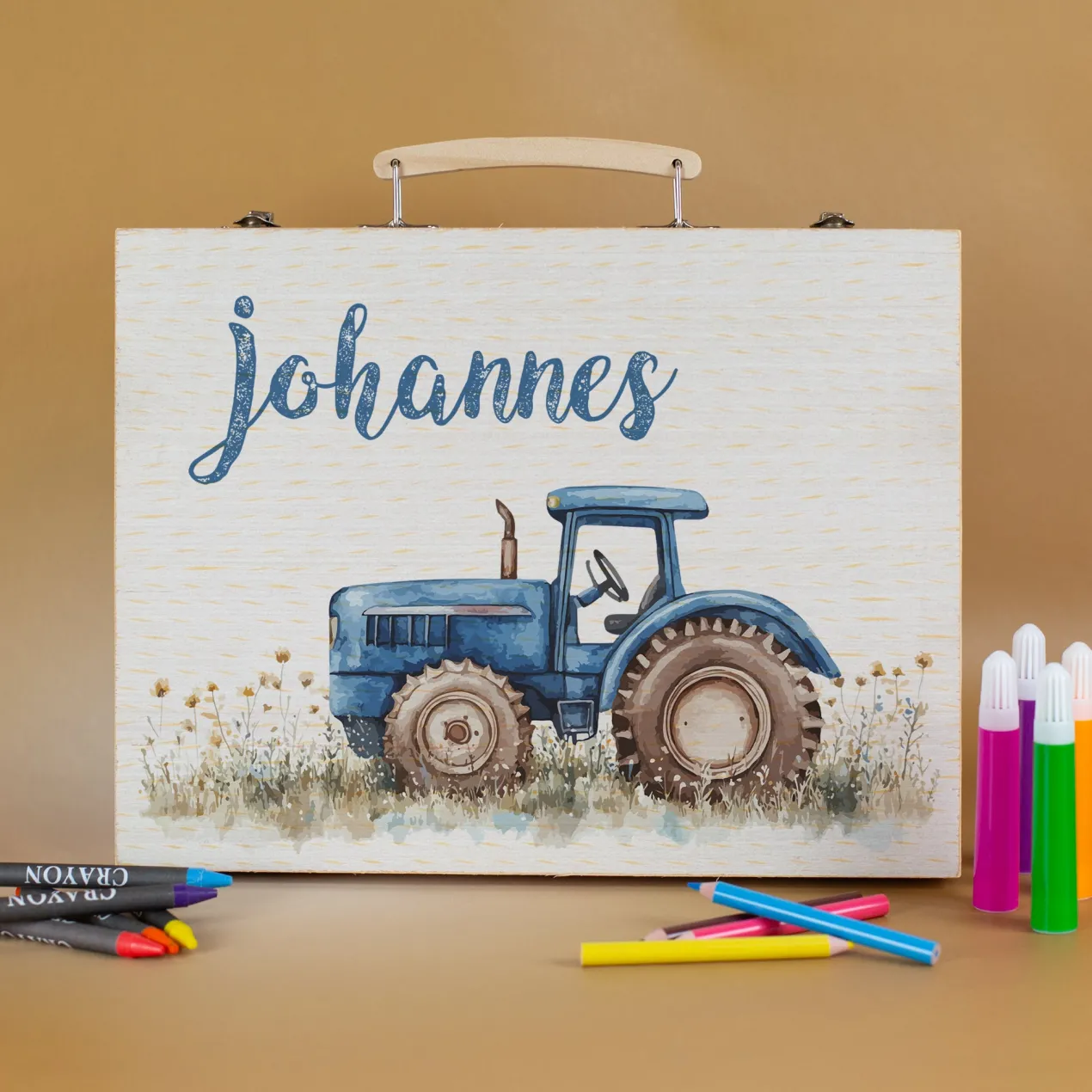 Personalisierter Malkoffer aus Holz mit Name und Traktor Motiv | Kreativkoffer für Jungen