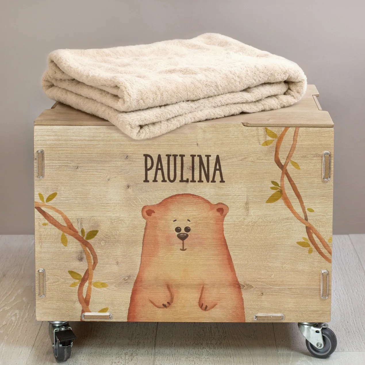 Personalisierte Rollbox aus Holz mit Bären-Motiv von clipfritz | Spielzeugkiste für Kinder mit Name