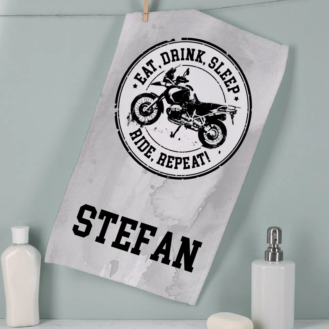 Personalisiertes Biker Geschenkset mit Bier, Glas, Nudeln | Gefüllter Geschenkkorb für Motorradfahrer