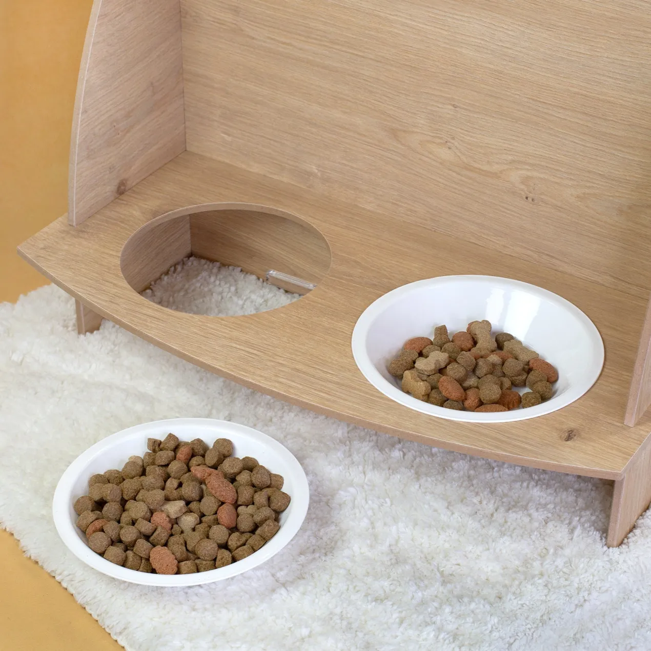 Personalisiertes clipfritz Katzenhaus aus Holz mit Futterstation & Kissen | Geschenk für Katzen