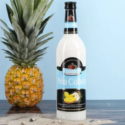 Personalisiertes Cocktail Geschenkset mit Pina Colada, Cocktailglas und Geschenkbox | Prost auf dich!