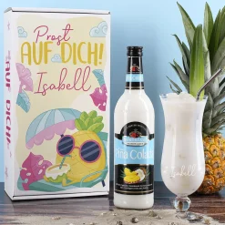 Personalisiertes Cocktail Geschenkset mit Pina Colada, Cocktailglas und Geschenkbox | Prost auf dich!