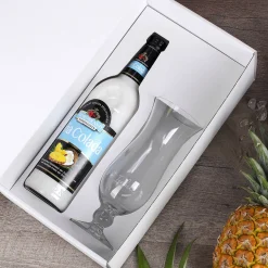 Personalisiertes Cocktail Geschenkset mit Pina Colada, Cocktailglas und Geschenkbox | Prost auf dich!