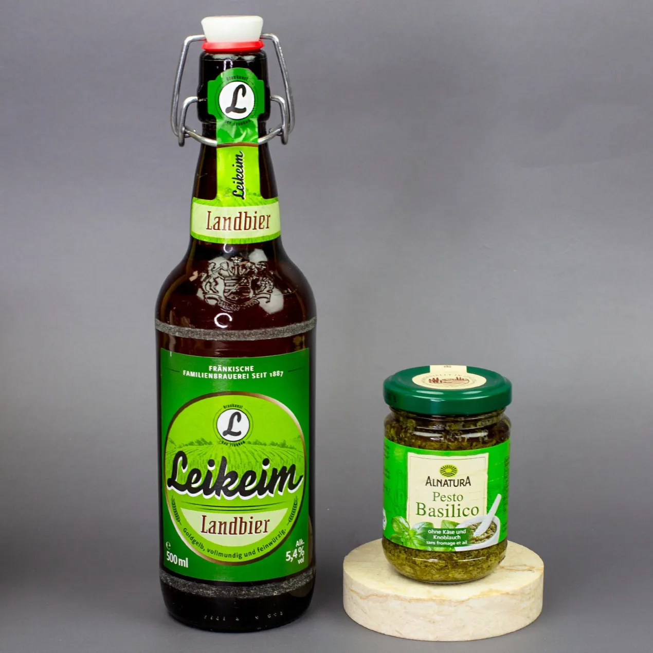 Personalisiertes Geschenkset für Handwerker | Präsentkorb mit Handtuch, Bierglas, Landbier, Nudeln & Pesto