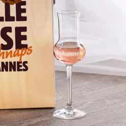 Personalisiertes Geschenkset mit Grappaglas und Haselnussschnaps