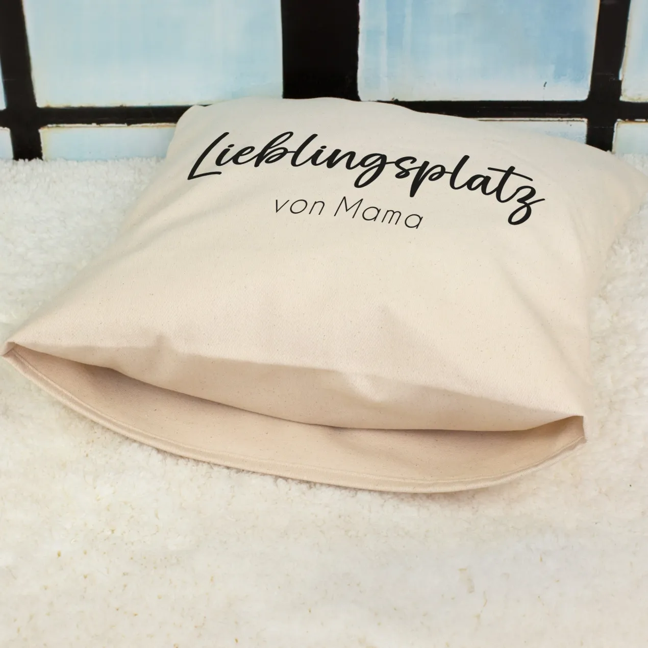 Personalisiertes Kissen 'Lieblingsplatz' mit Wunschtext | Geschenk zum Einzug & Hausbau für Wohnung