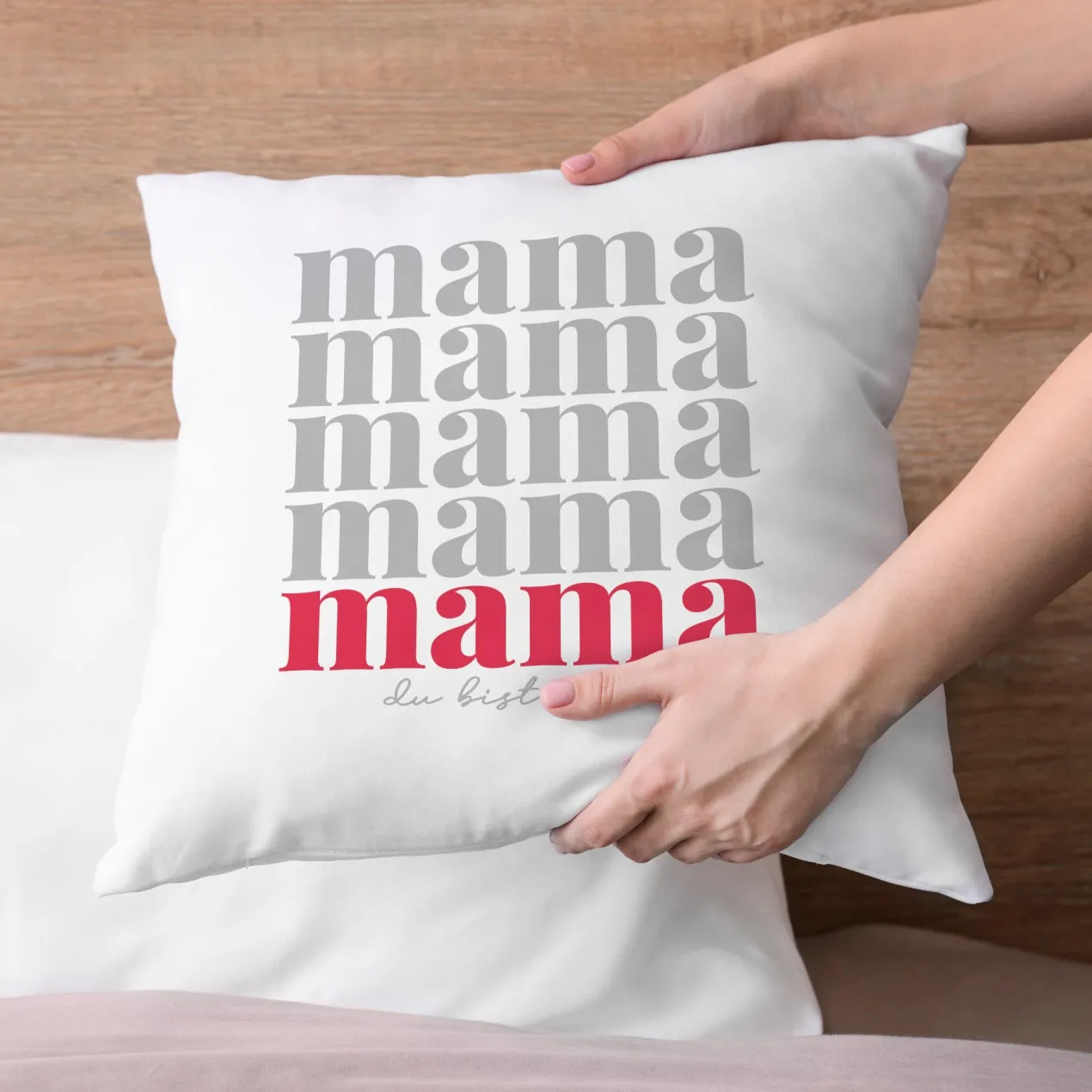 Personalisiertes Kissen zum Muttertag | Dekokissen als Geschenk für Mama | 40 x 40 cm