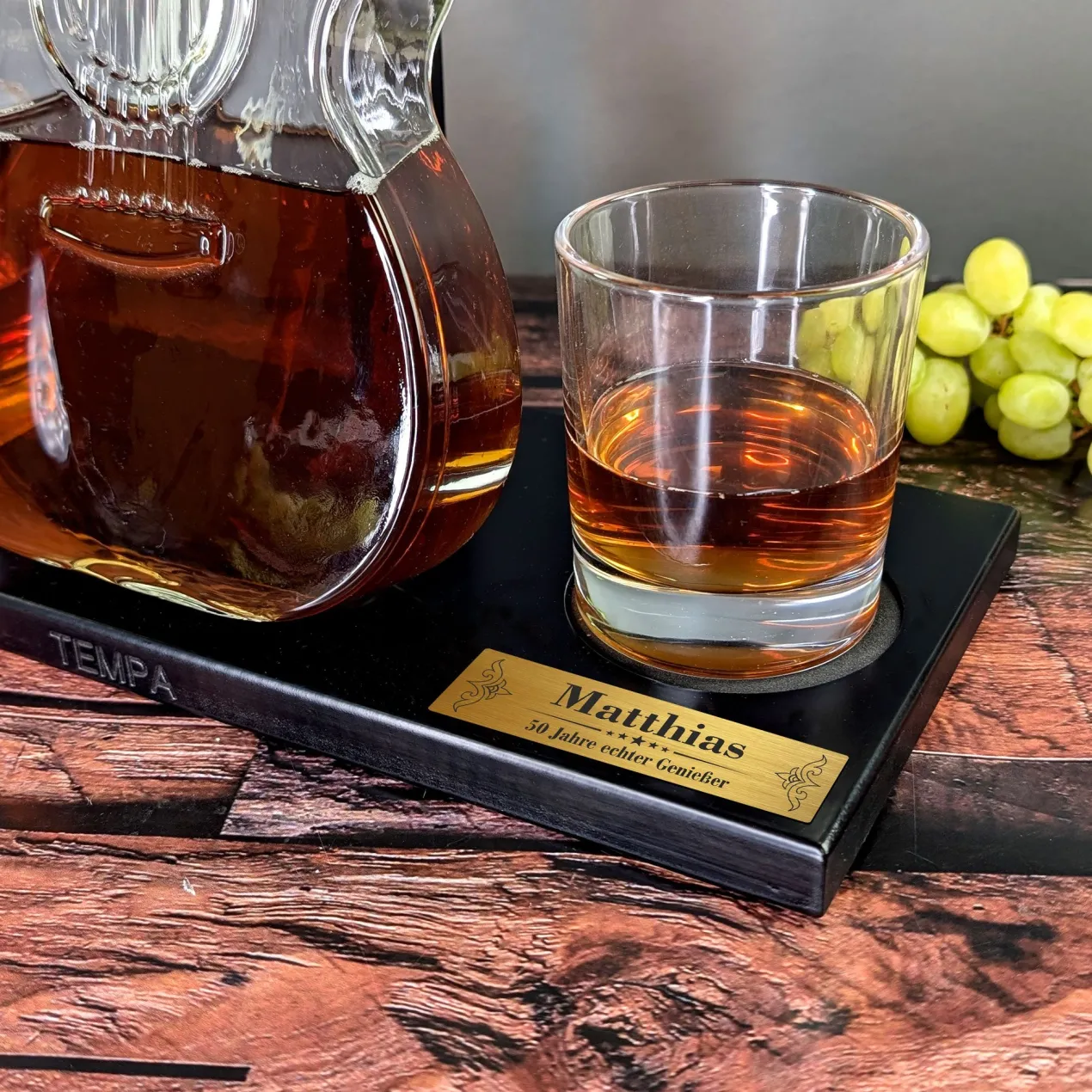 Personalisiertes Luxus Whisky Dekantierset in Gitarrenform | Dekanter Set für Musiker