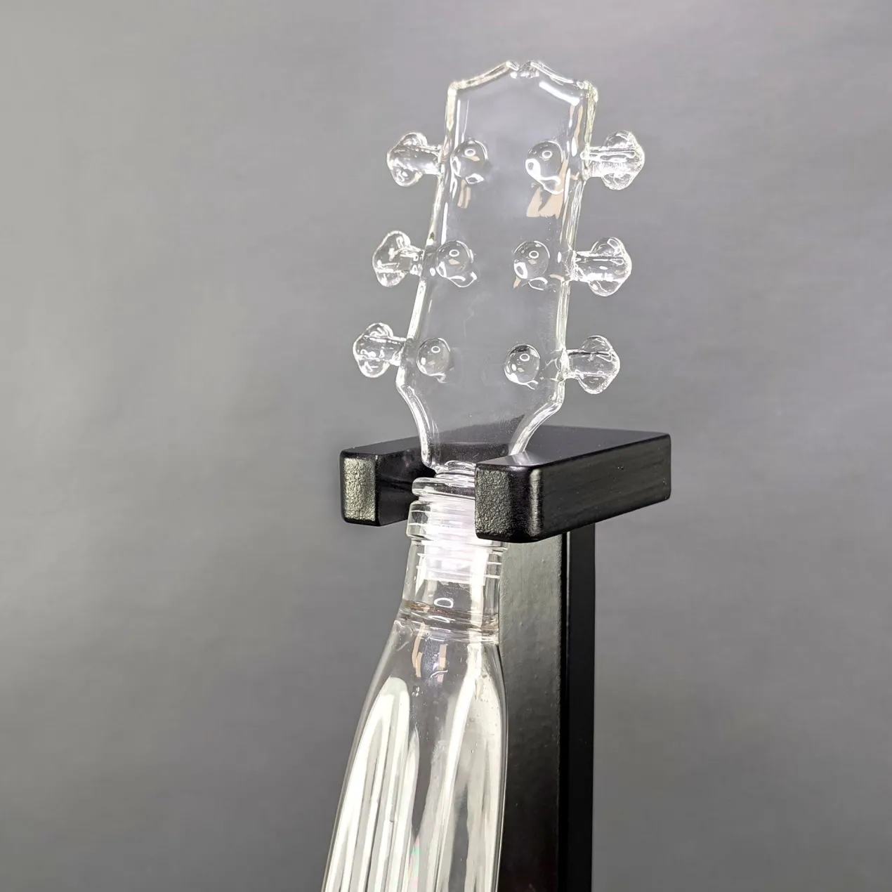Personalisiertes Luxus Whisky Dekantierset in Gitarrenform | Dekanter Set für Musiker